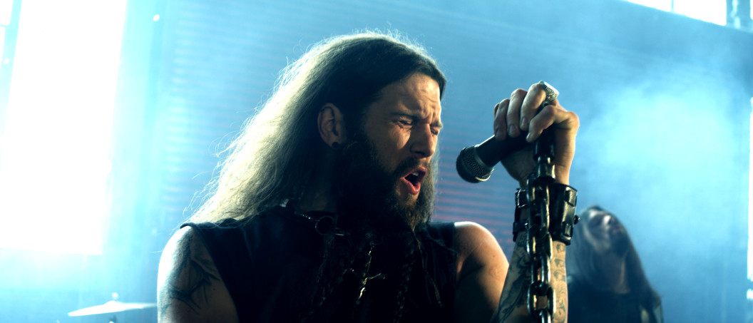 Kill Devil Hill World Premier: New Video For "Strange".